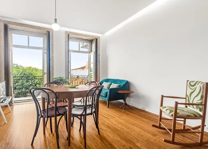 Belly Angel Lägenhet Oporto